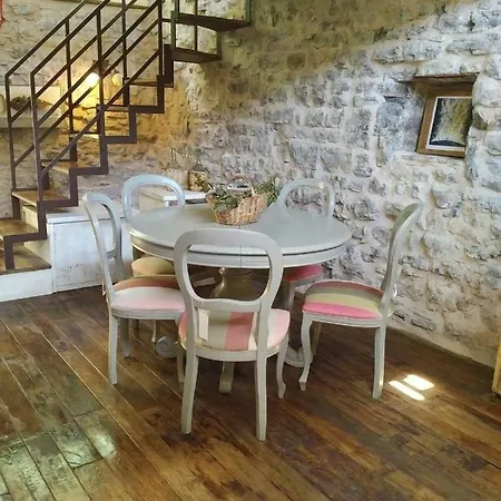 Caste Holiday House Appartamento