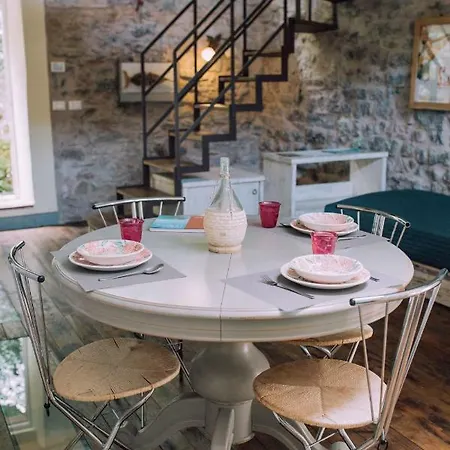 Appartamento Caste Holiday House *